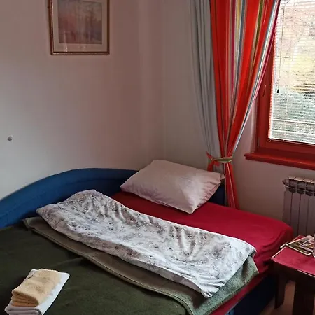 Cozy With A Bathroom Sarajevo