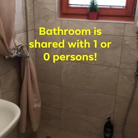 Cozy With A Bathroom * Szarajevó