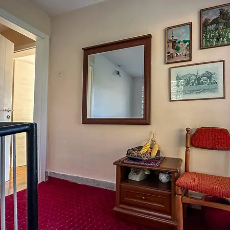 Cozy With A Bathroom *