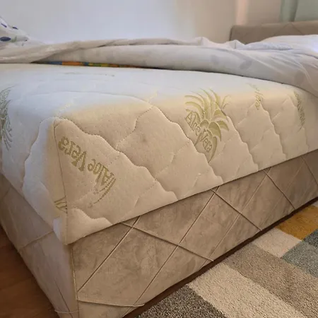 Гостевой дом Cozy With A Bathroom