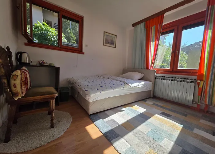 Cozy With A Bathroom *